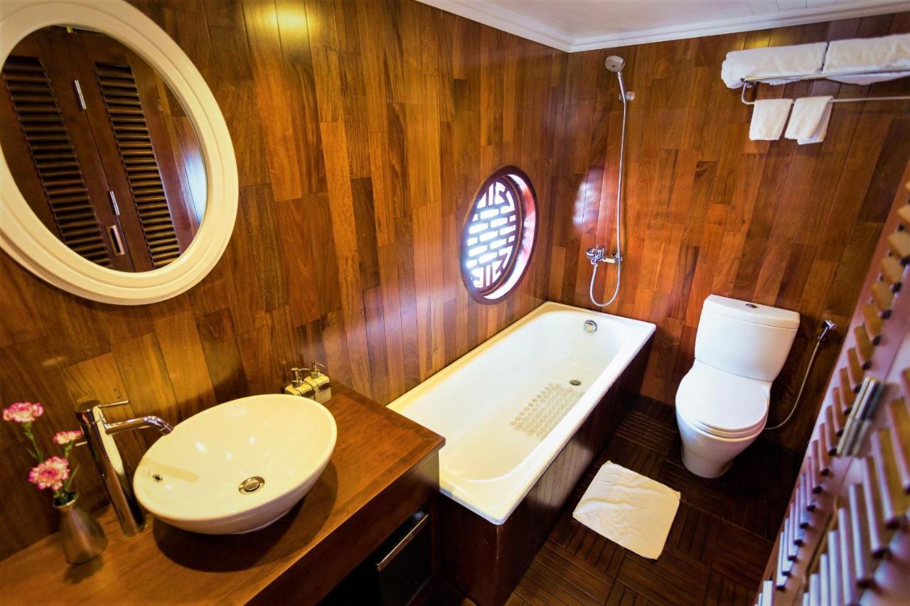 Hotel Le Journey Halong Bay Cruises Hạ Long Exterior foto